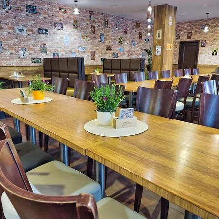 Olympland Apartmanhotel *